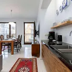 Daire Elegant Szafarnia With Parking Near Old Town By Renters Prestige *