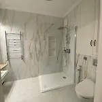 Elegant Szafarnia With Parking Near Old Town By Renters Prestige Appartamento Danzica