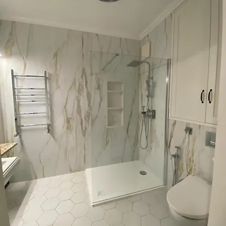 Elegant Szafarnia With Parking Near Old Town By Renters Prestige Appartamento Danzica