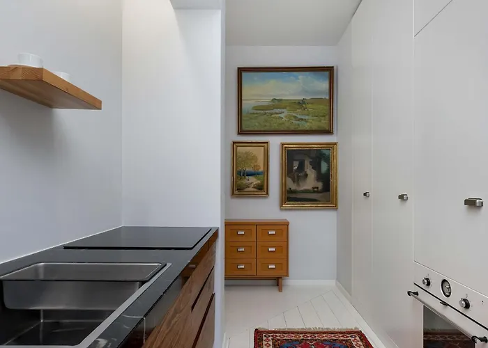 Apartment Elegant Szafarnia With Parking Near Old Town By Renters