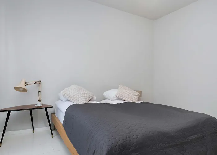 Elegant Szafarnia With Parking Near Old Town By Renters Gdansk