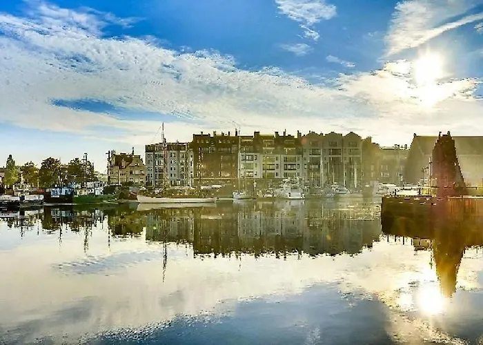 Elegant Szafarnia With Parking Near Old Town By Renters *