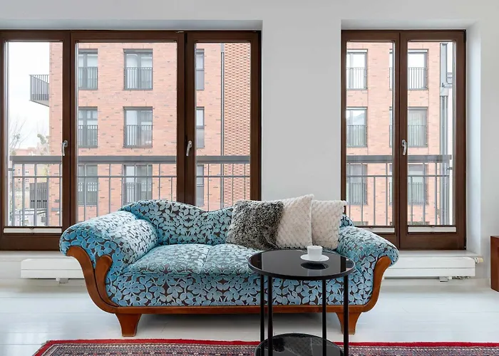 Elegant Szafarnia With Parking Near Old Town By Renters Lejlighed *