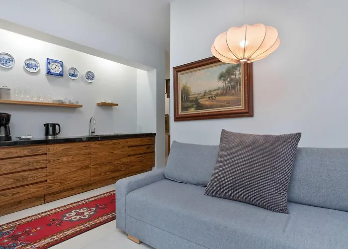 Elegant Szafarnia With Parking Near Old Town By Renters Lejlighed *
