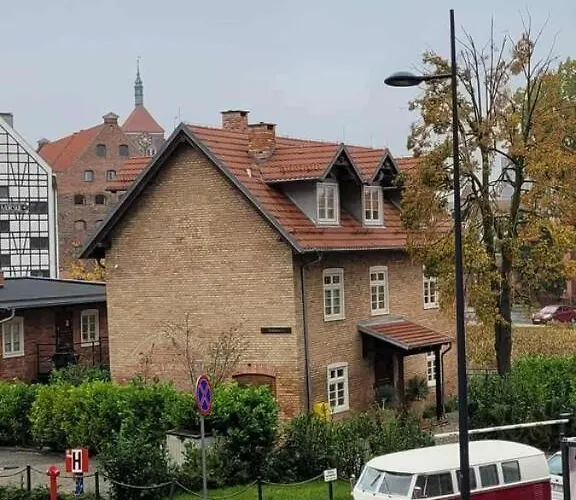 Elegant Szafarnia With Parking Near Old Town By Renters * Gdańsk